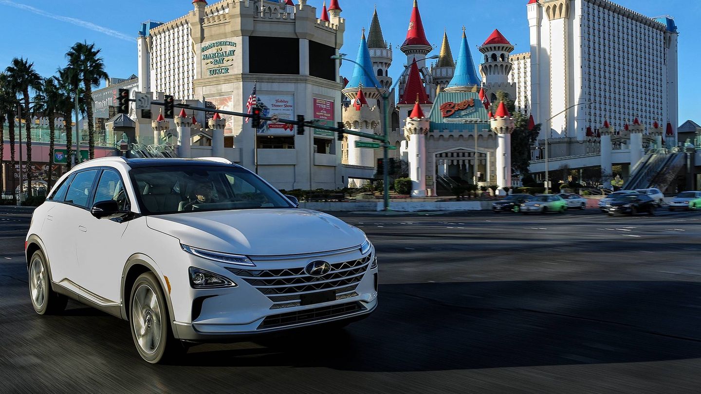 El Hyundai Nexo por las avenidas de Las Vegas.