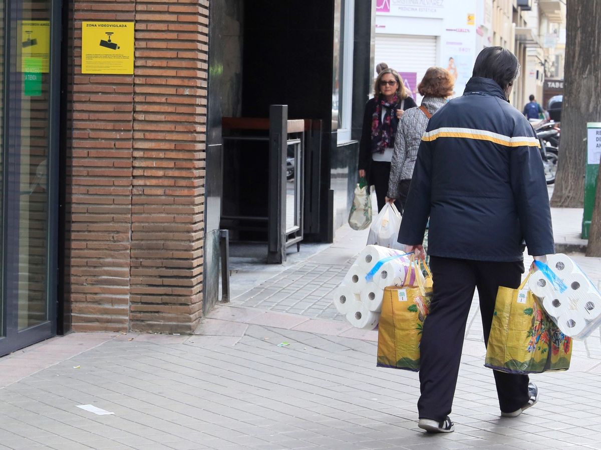 Foto: España se acerca a los 3.000 contagios por coronavirus  (EFE)
