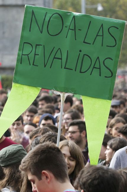 Manifestación en Zaragoza contra la LOMCE y las reválidas