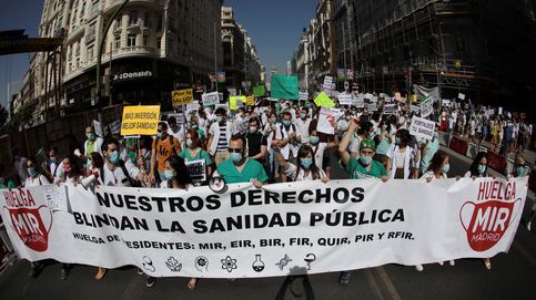 Temporalidad y contratos basura: por qué a Madrid le cuesta contratar médicos