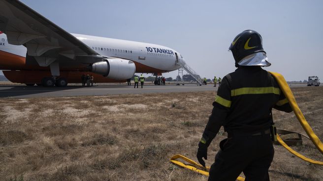 Foto de El mayor avión antiincendios del mundo llega a Chile