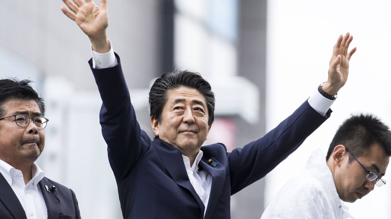 Adiós al 'padrino' de la política japonesa: cómo Abe transformó el Japón del siglo XXI