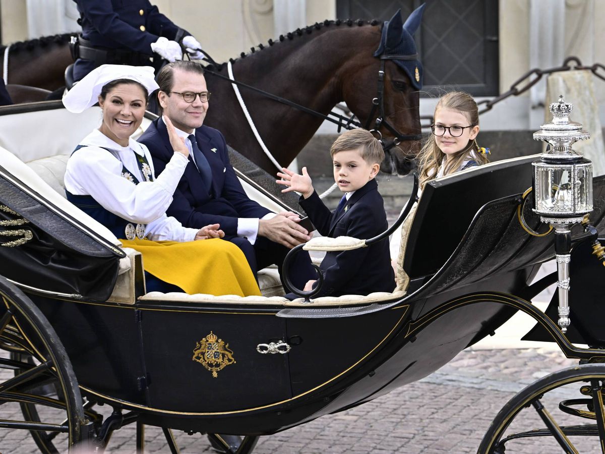 Foto: Victoria y Daniel de Suecia y sus hijos, la princesa Estelle y el príncipe Oscar. (Cordon Press)