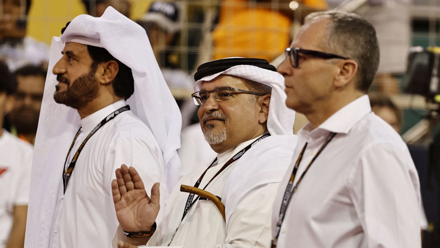 El presidente de la FIA, Mohammed Ben Sulayem, en el circuito de Baréin. (Reuters/Hamad I Mohammed)