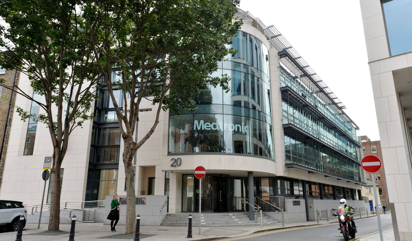 La sede fiscal de Medtronic está en Dublín y no en Memphis, para ahorrar impuestos. (A.Betson / 'The Irish Times')