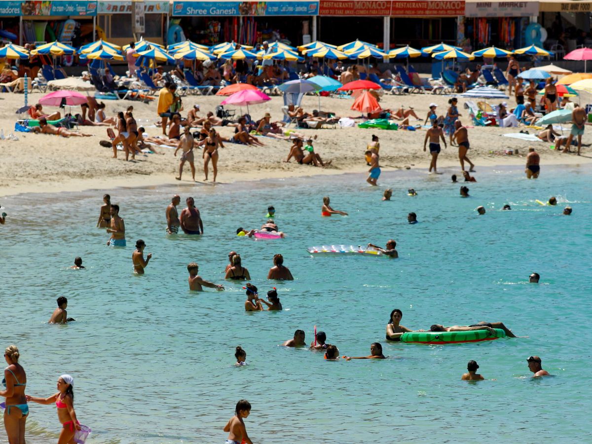 Foto: Una playa en España. (Reuters)
