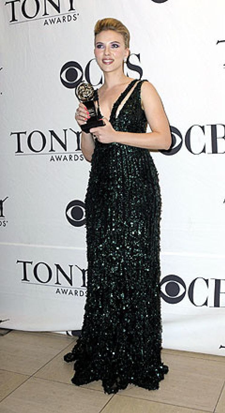 Foto: Johansson se lleva su primer Tony en una gala muy 'cinematográfica'