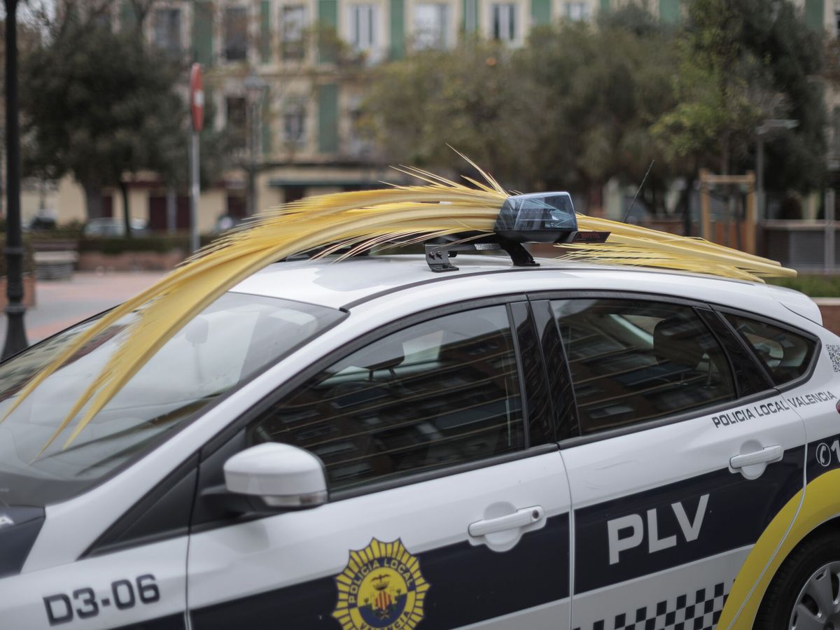 Foto: Un vehículo de la Policia Local de Valencia. (EFE/Biel Aliño)