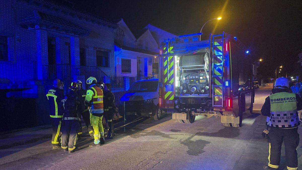 Un incendio en un garaje deja tres intoxicados por inhalación en San Sebastián de los Reyes
