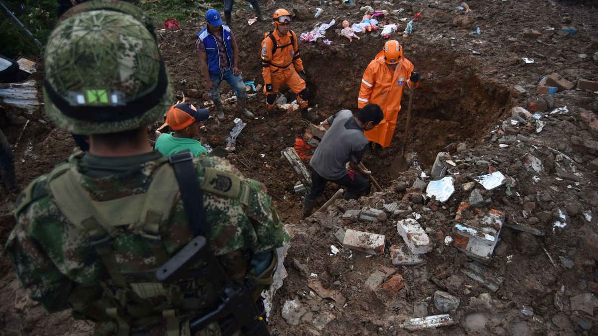 Asciende a 28 el número de muertos por un deslizamiento de tierra en Colombia