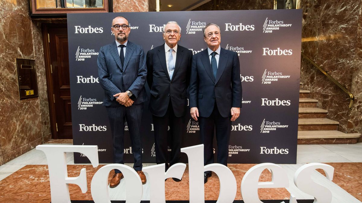 Isidro Fainé recoge el premio de la revista 'Forbes' a la Filantropia 2018