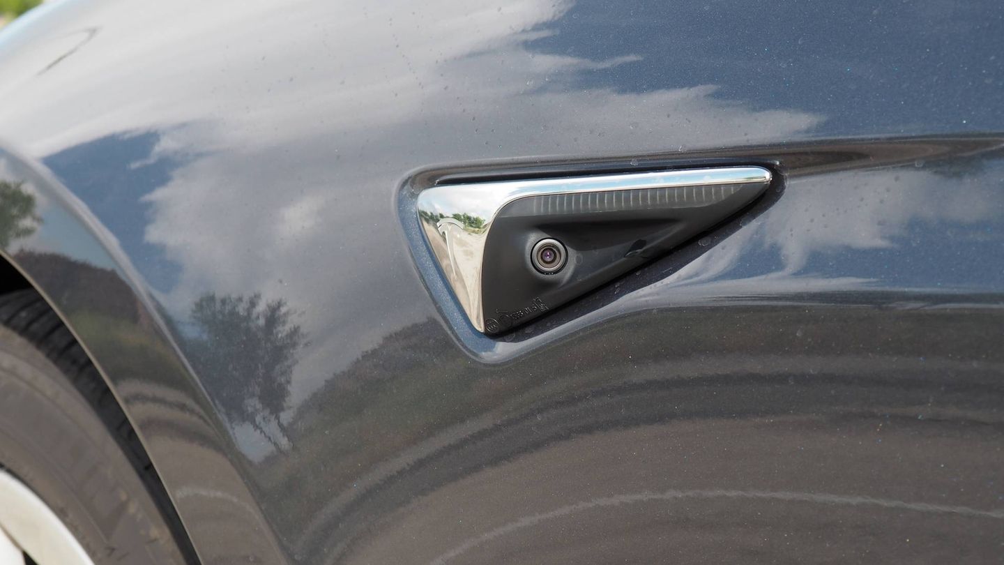 Pincha para ver las mejores imágenes del Tesla Model S.