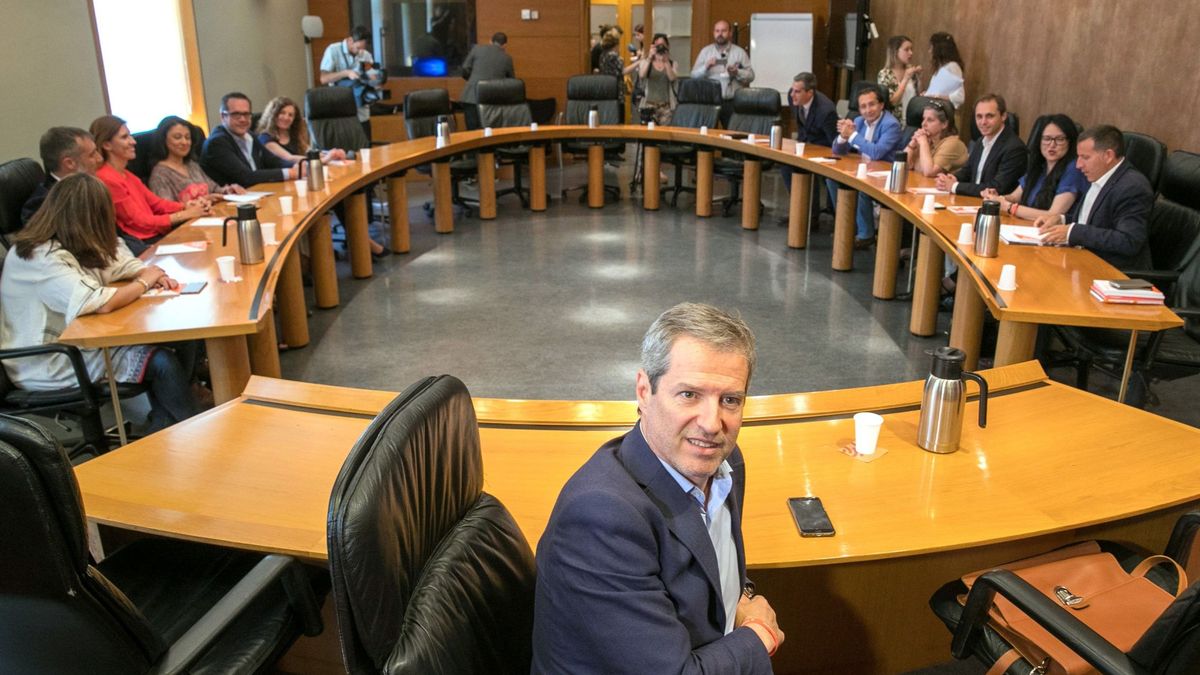 Cs avanza "a buen ritmo" con PP en Aragón,  invita a unirse al PAR y no cuenta con Vox