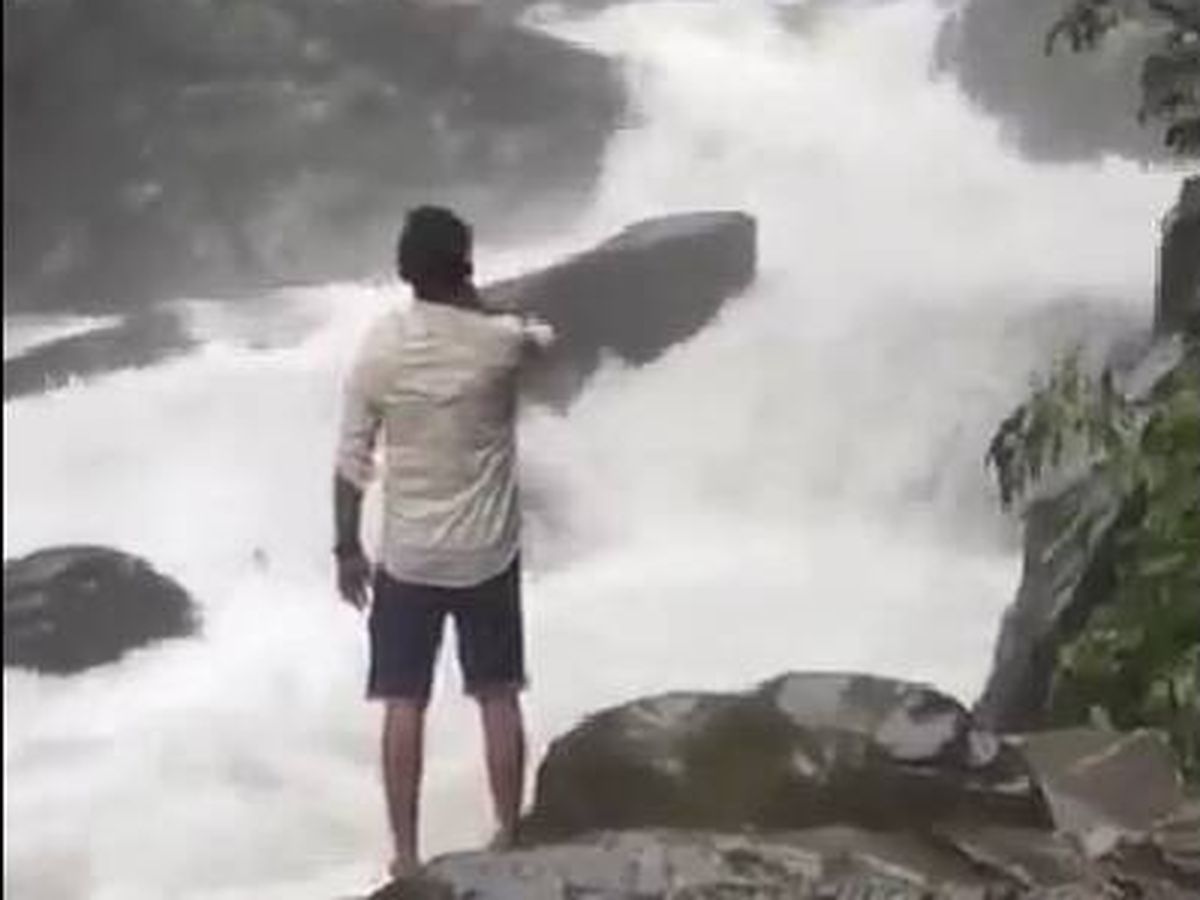 Foto: Muere el 'influencer' Sharath Kumar mientras grababa un vídeo temerario en estas cataratas.(Twitter)