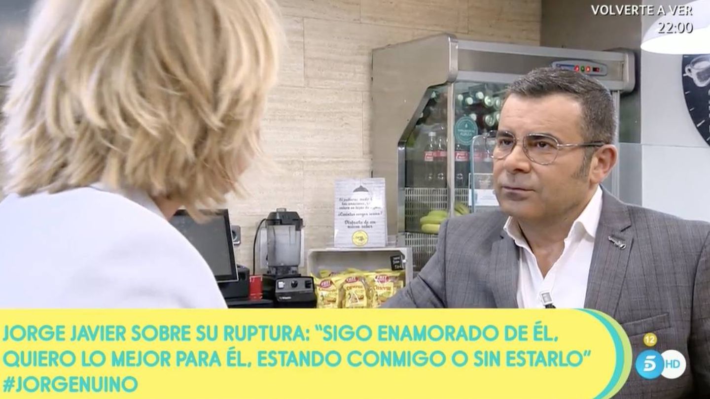 Mila Ximénez entrevista a Jorge Javier Vázquez en 'Sálvame'. (Telecinco)
