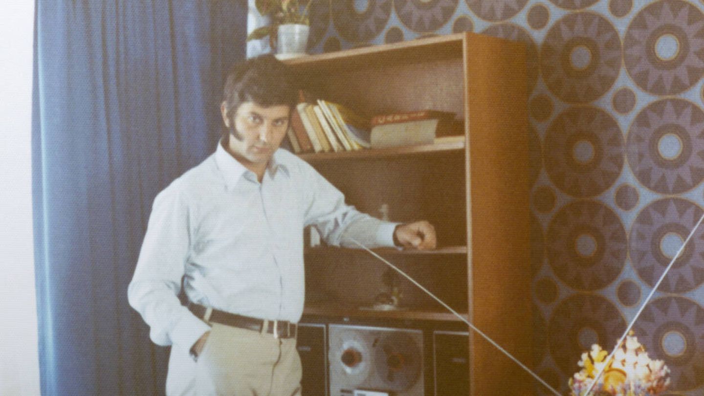Un hombre posa a finales de la década de 1970. (iStock)
