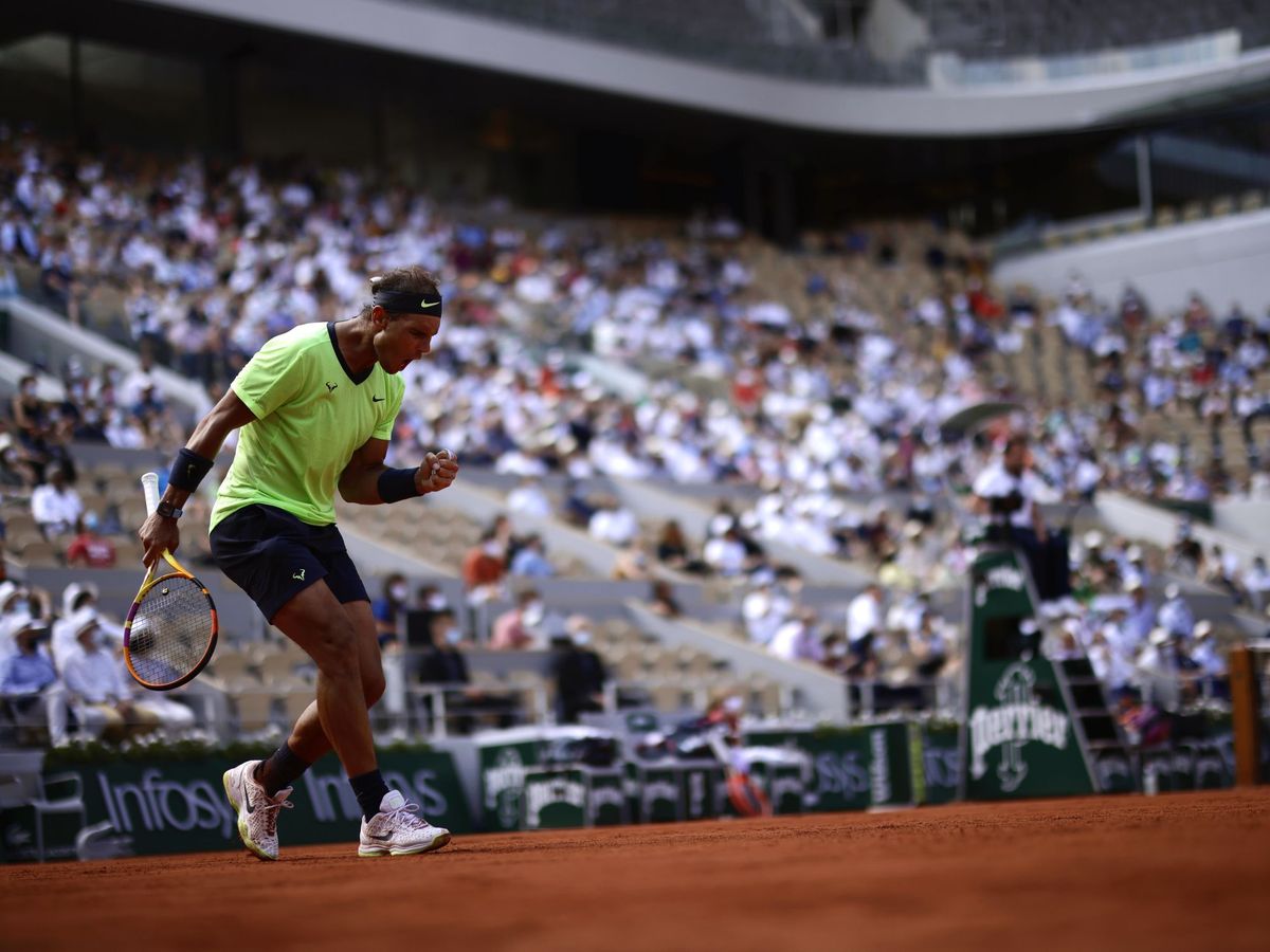 Foto: Rafa Nadal celebra su triunfo en los cuartos de final de Roland Garros. (Efe)
