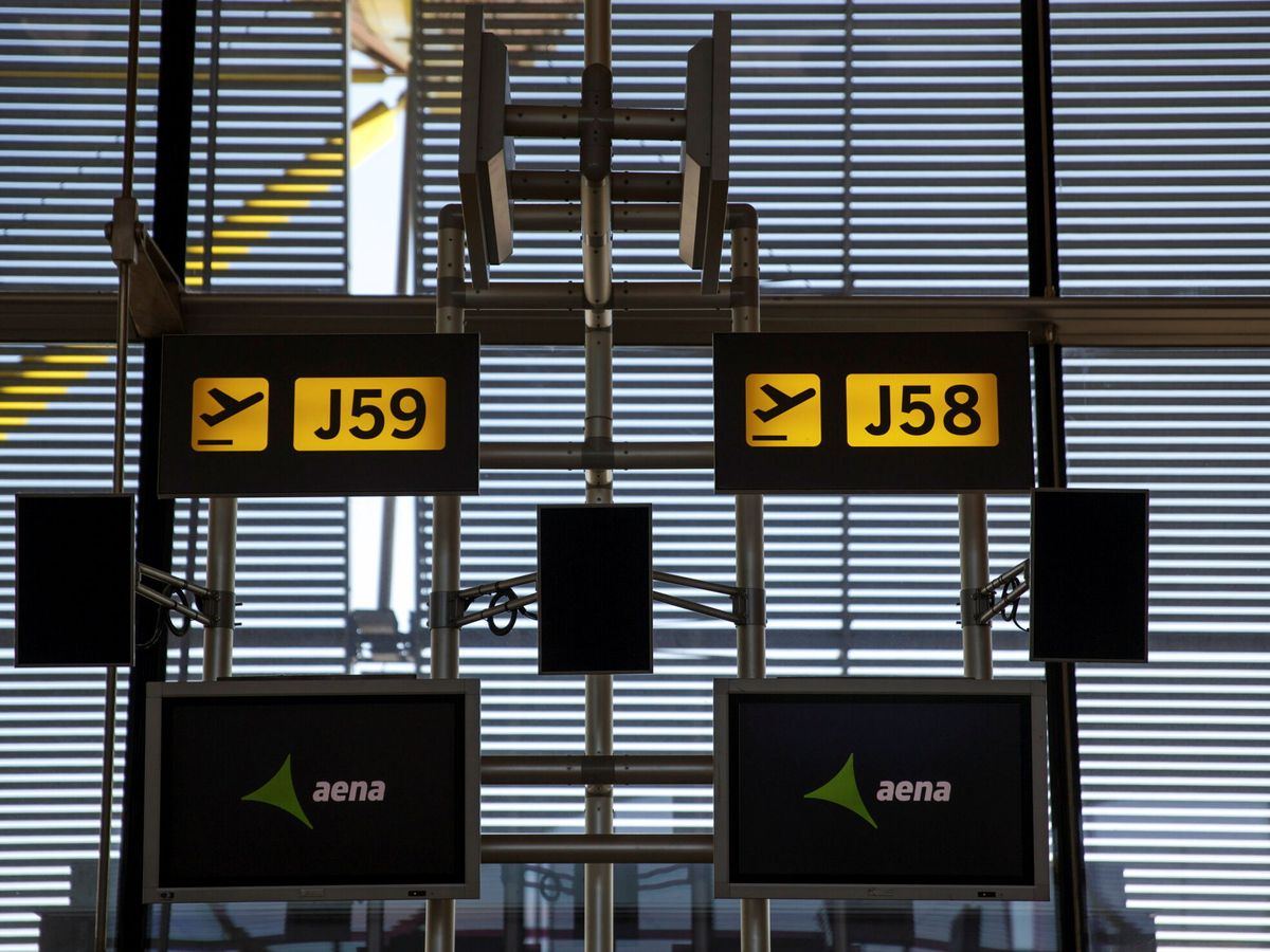 Foto: Aeropuerto de la red de Aena. (Reuters/Sergio Pérez)