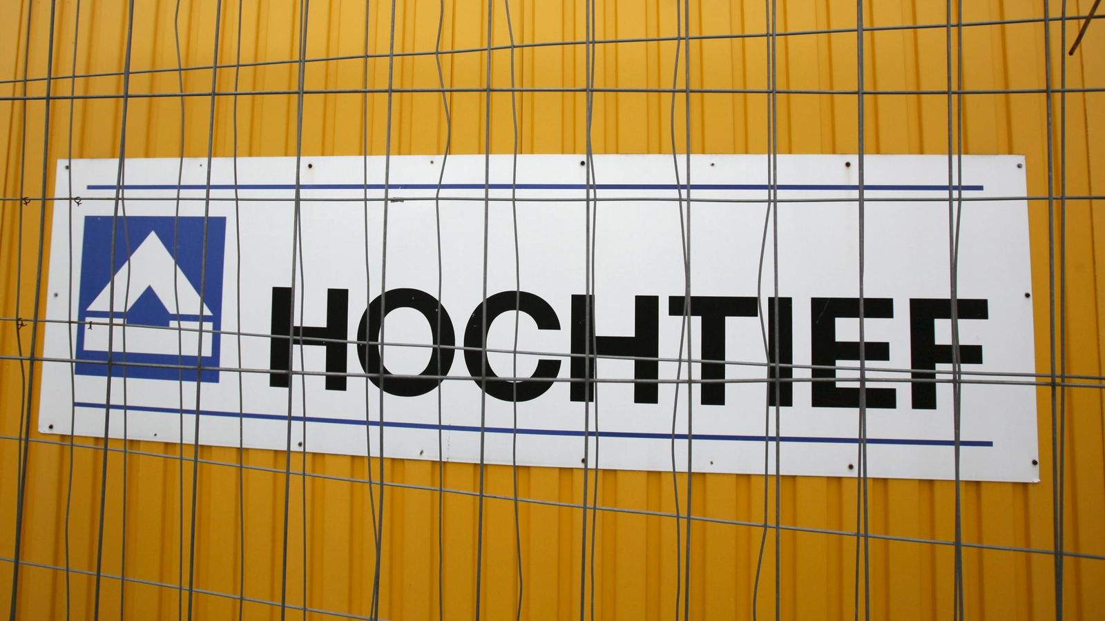 Foto: Logo de la constructura alemana Hoechties (Reuters)