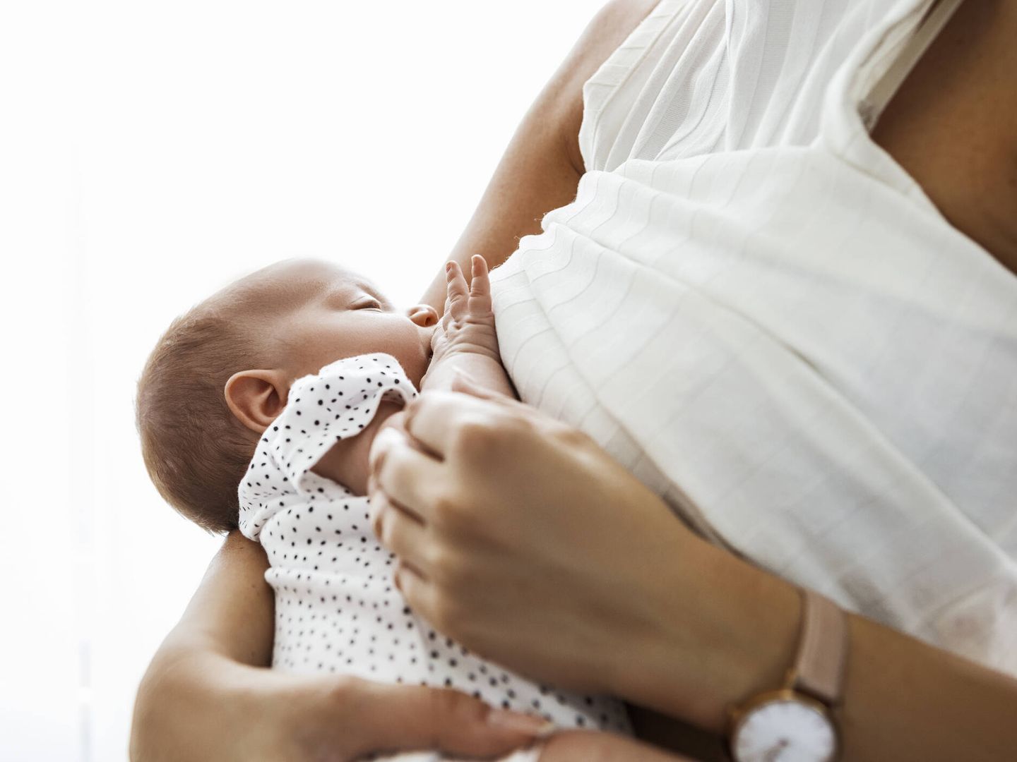 La necesidad de hierro aumenta durante la lactancia materna. (iStock)