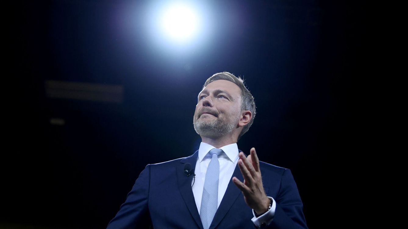 Foto: Christian Lindner, líder del FDP, en la convención del partido el pasado 19 de septiembre. (Reuters)