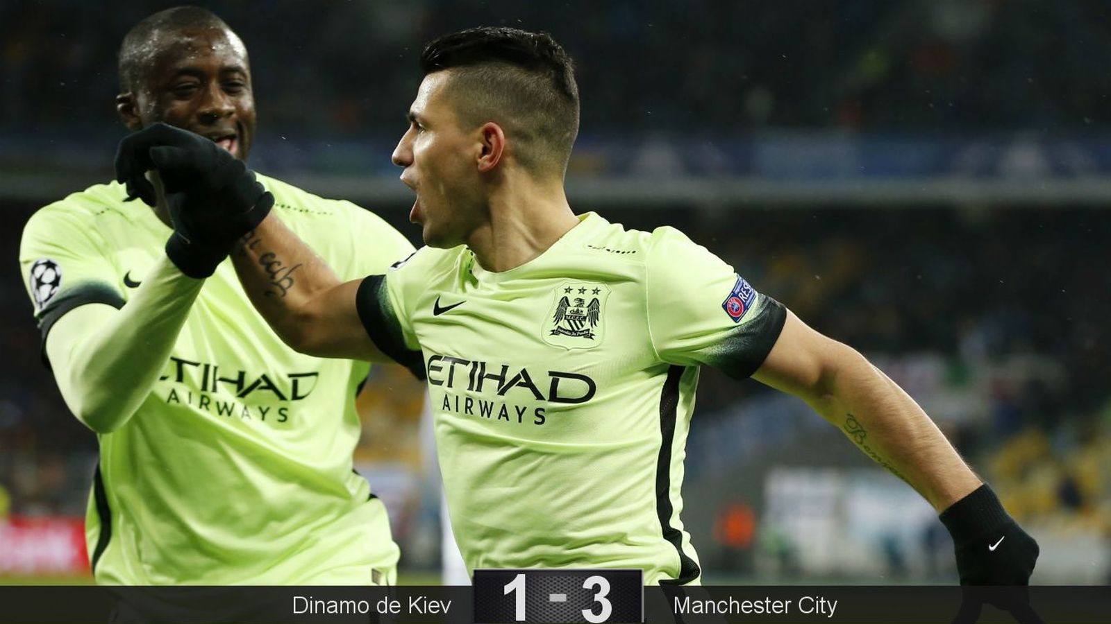 Foto: Toure y Agüero celebran el primer gol del Manchester City (Reuters)