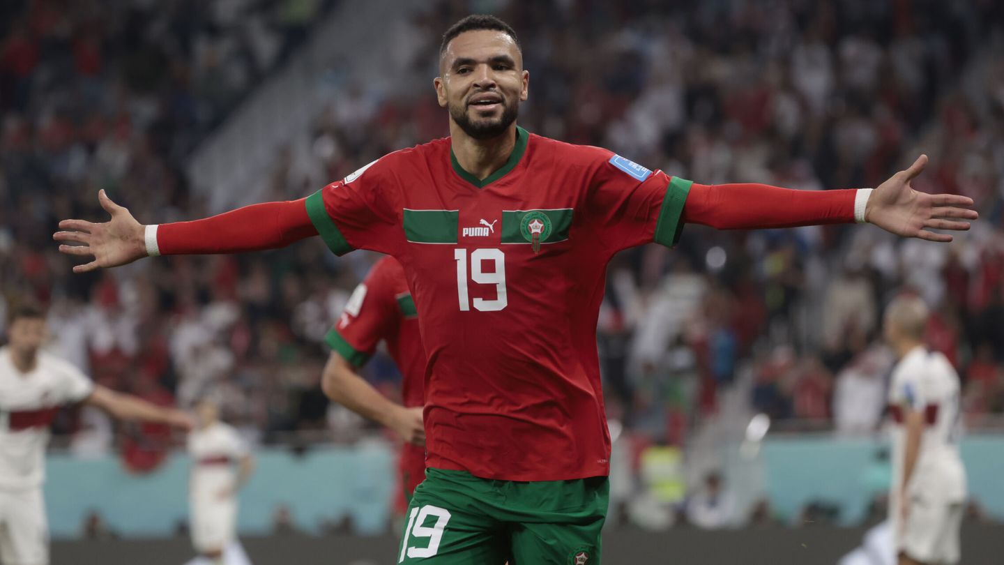 En-Nesyri celebra su gol ante Portugal. (EFE/Juan Ignacio Roncoroni)