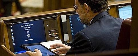Tecnología de las filtraciones: de ‘la Motorola’ de Benegas a los SMS de Rajoy