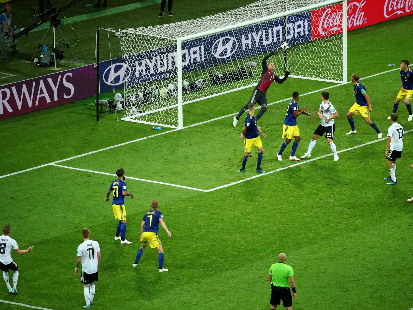 El gol de falta de Toni Kroos. (Reuters)