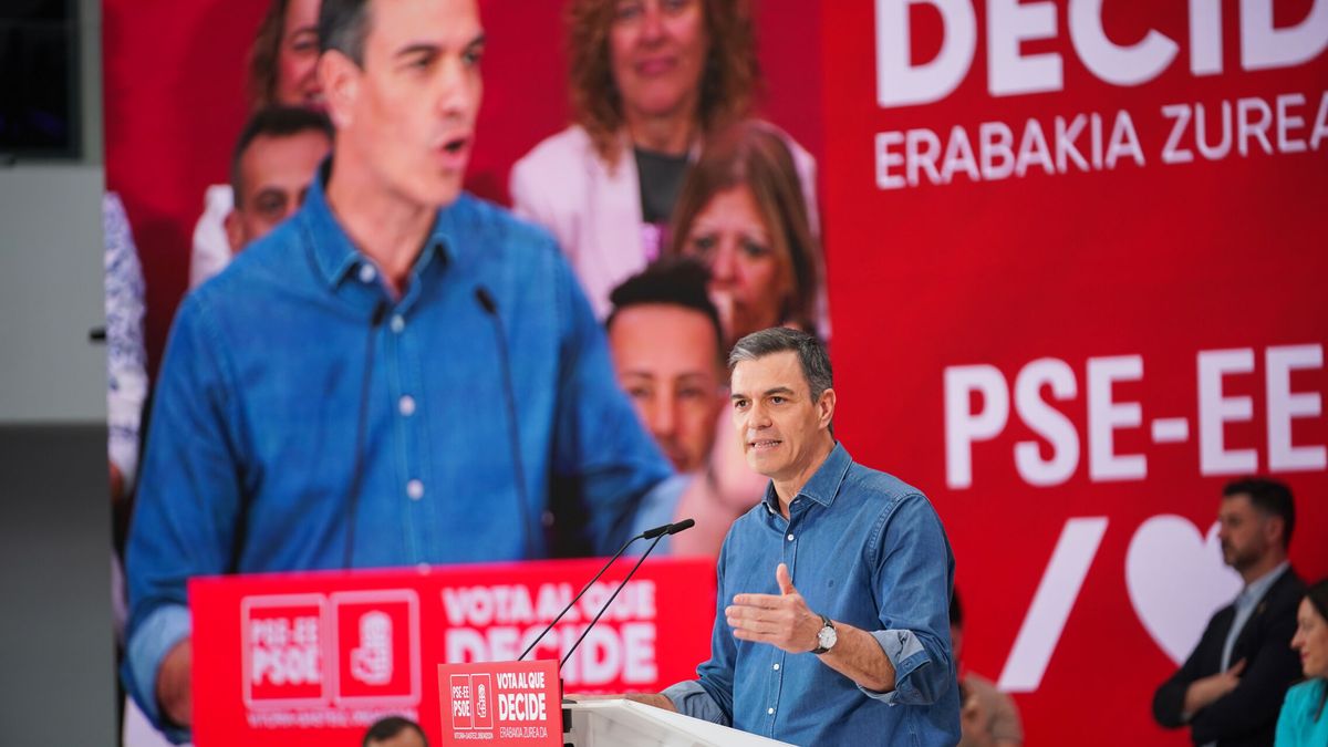 Sánchez utiliza la Memoria para azuzar el miedo a la derecha en Euskadi: "Solo quieren regresar al pasado"