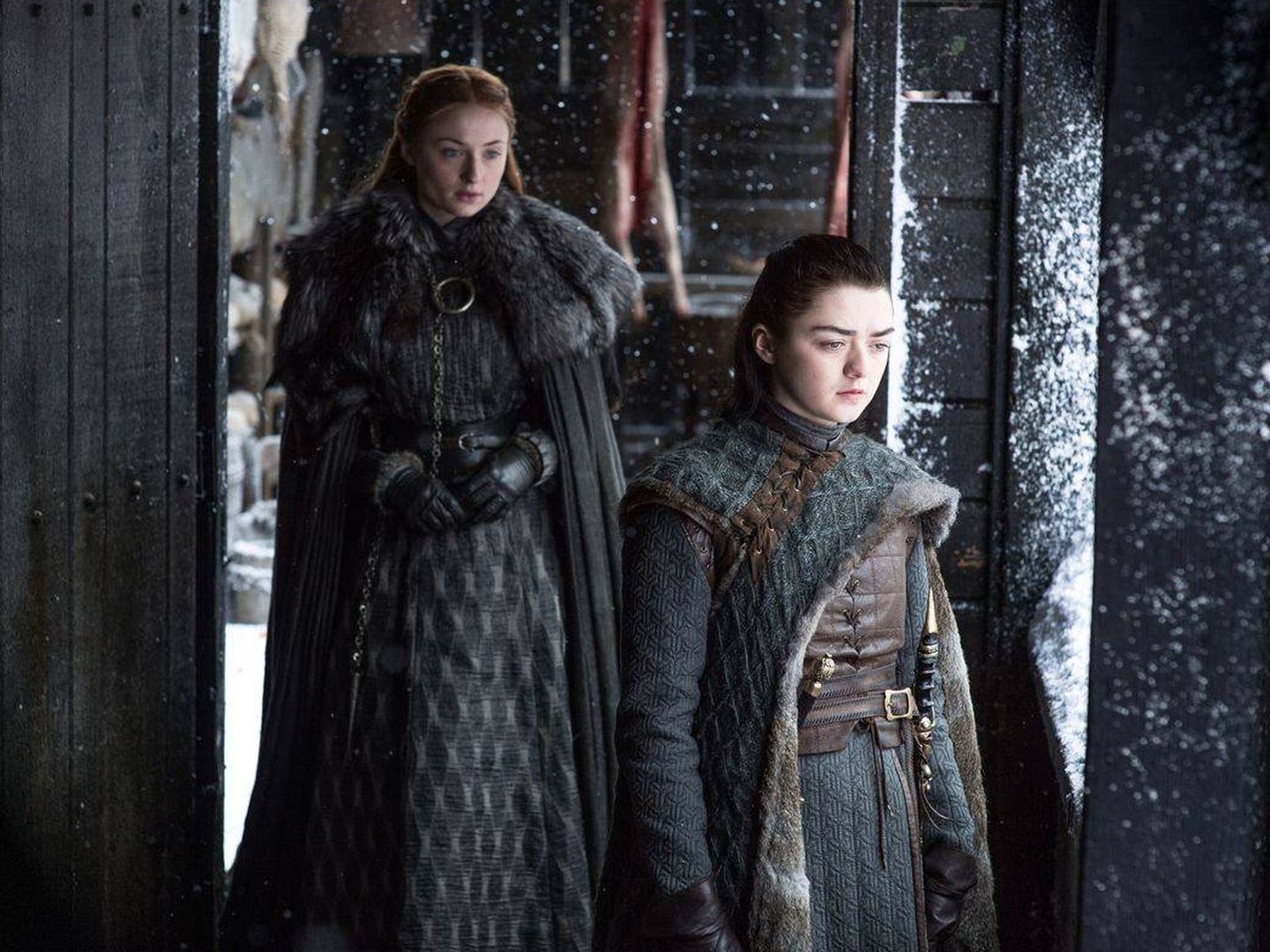 Sansa y Arya Stark, reunidas en la séptima temporada de 'Juego de Tronos'. (HBO)