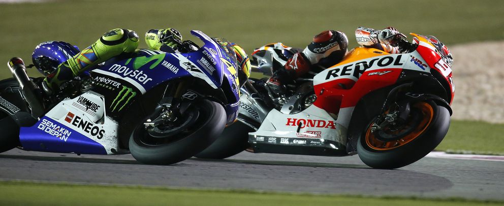 Márquez y Rossi durante la carrera (Repsol Media | Jaime Olivares y Friedemann Kirn)