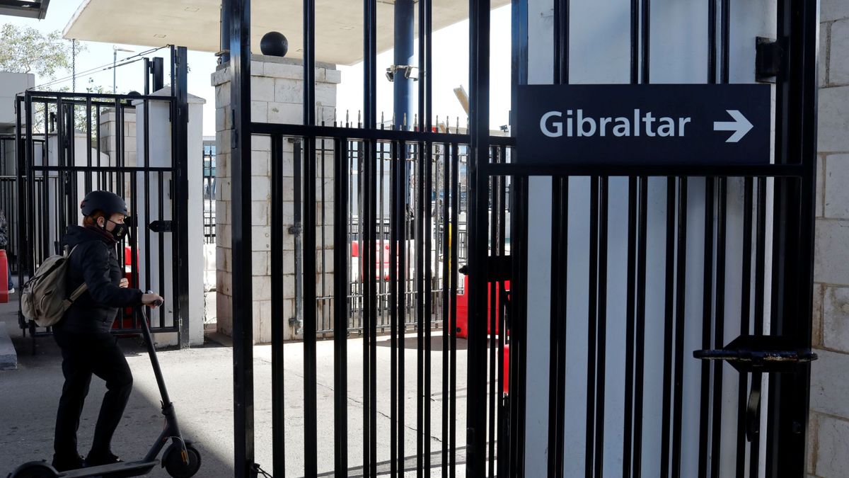 El optimismo desborda la Verja de Gibraltar por el acuerdo pese al enfado de la Junta y La Línea