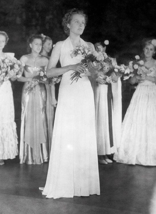 Sirkka Salonen, Miss Finlandia, ganadora de Miss Europe 1938. (Editorial Renacimiento)