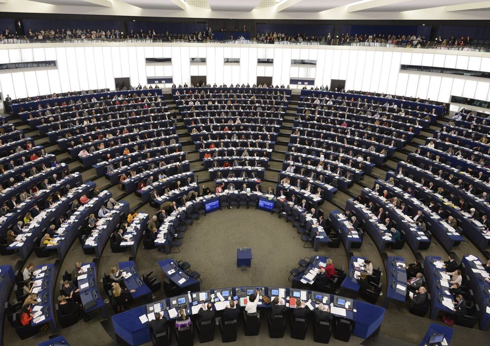 Foto: Vista general de la sesión plenaria del Parlamento Europeo en Estrasburgo (Francia) 