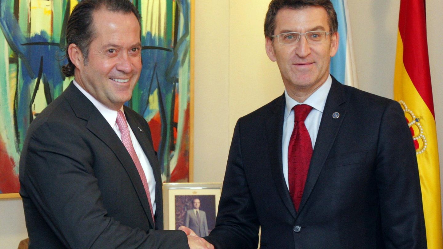 Juan Carlos Escotet se reúne con Alberto Núñez Feijóo. (EFE)