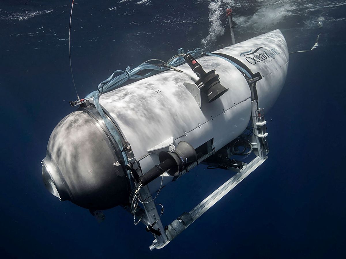 Foto: Un oceanógrafo comparte cuáles son las posibles opciones de rescate del sumergible "único" Titan (Reuters/OceanGate)