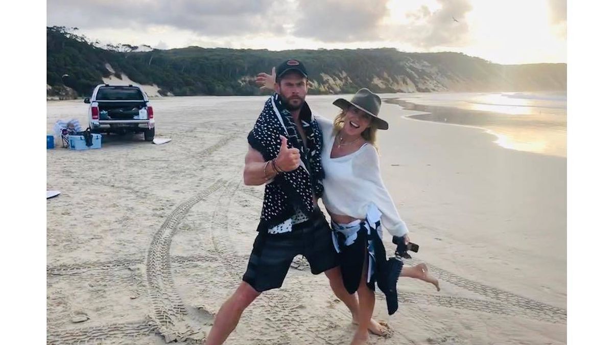 Elsa Pataky, Chris Hemsworth y una medusa: así disfrutan un día de playa en familia
