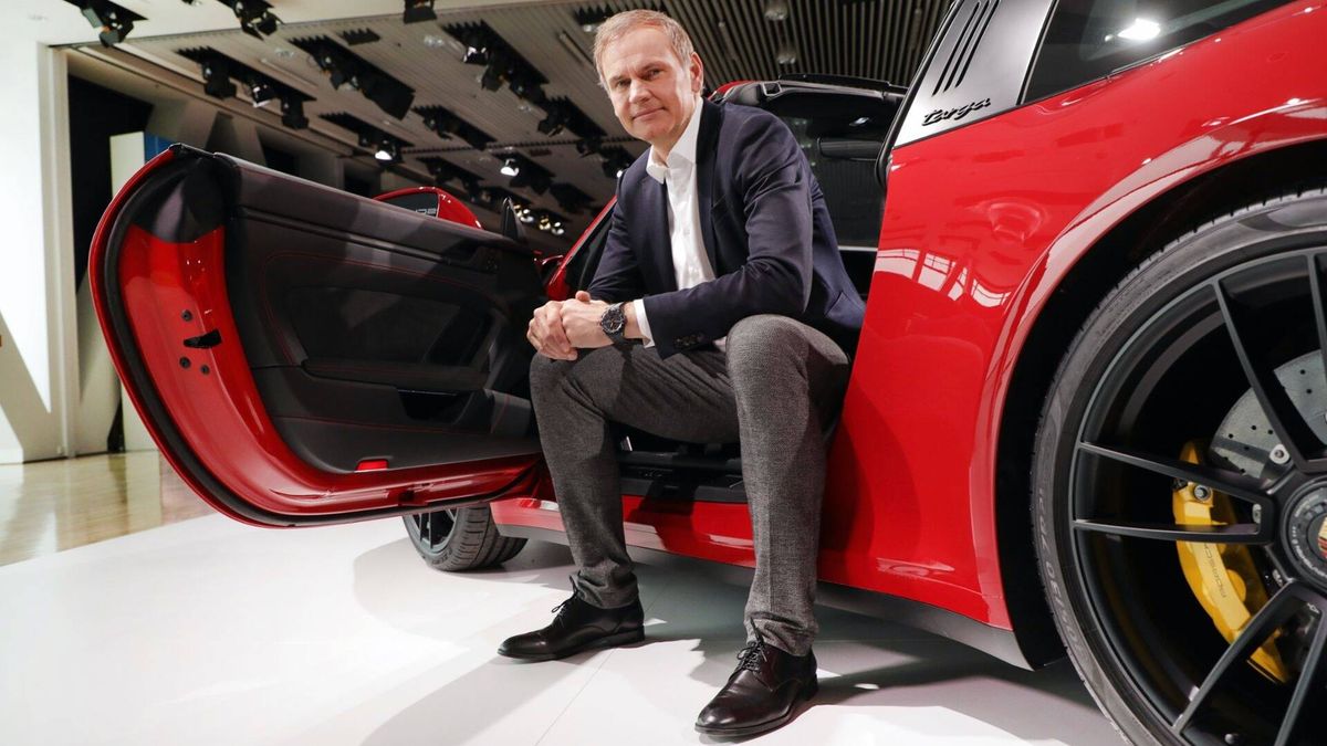 Oliver Blume: "más del 80% de los Porsche que vendamos en 2030 serán eléctricos"