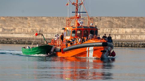 Hallan siete cuerpos en aguas de Alicante y Murcia que podrían ser de una patera que volcó