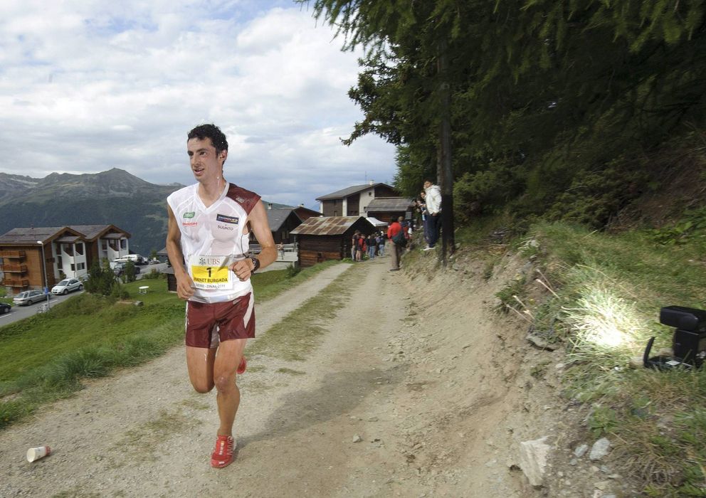 Foto: Kilian Jornet en la 38º edición de la carrera Sierre-Zinal, en Chandolin, Suiza. (Efe)