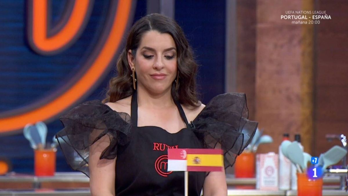 Ruth Lorenzo, expulsada de 'MasterChef Celebrity', aunque se lleva un regalo de Jordi Cruz