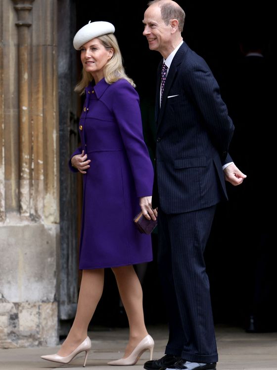 El duque y la duquesa de Edimburgo, a su llegada a la iglesia de San Jorge. (Reuters/Pool/Hollie Adams)