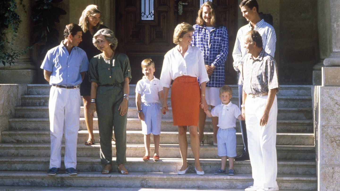 Una de las visitas de Diana y Carlos a Mallorca. (Cordon Press)