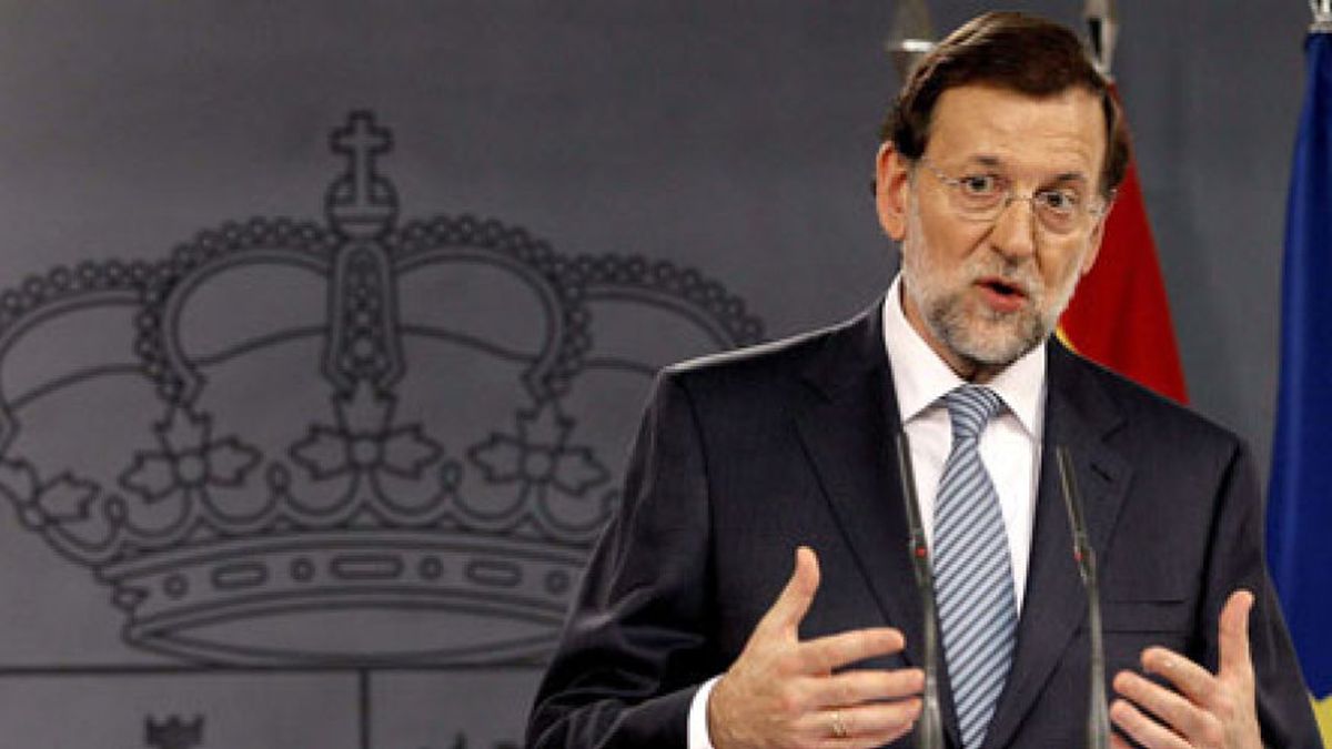 "Esperando a Rajoy": The Economist diagnostica al presidente "enigmático" de un país enfermo
