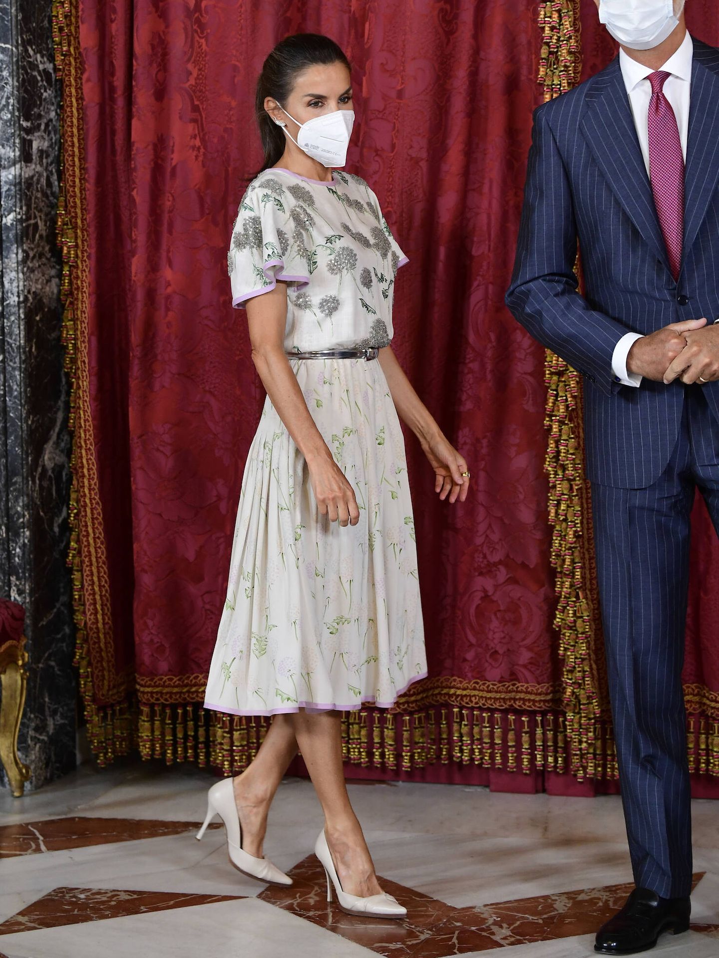 Doña Letizia, con el vestido de la reina Sofía. (LP)