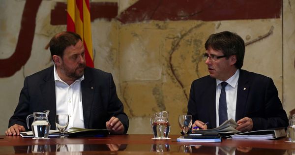 Foto: Junqueras y Puigdemont se encuentran con la realidad y toda la dureza del 155. (EFE)
