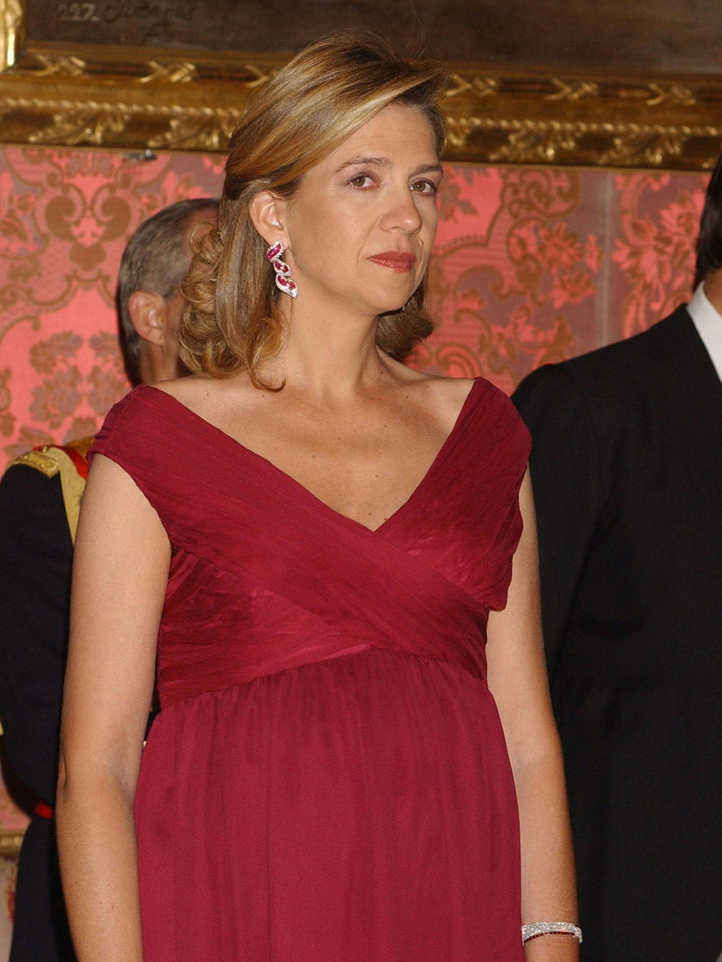 La infanta Cristina, con los pendientes en 2005. (Getty)