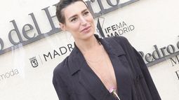 Pedro del Hierro inaugura la MBFWM acompañado de amigas de la marca con un viaje entre Madrid y Japón: kimonos, lentejuelas y flores