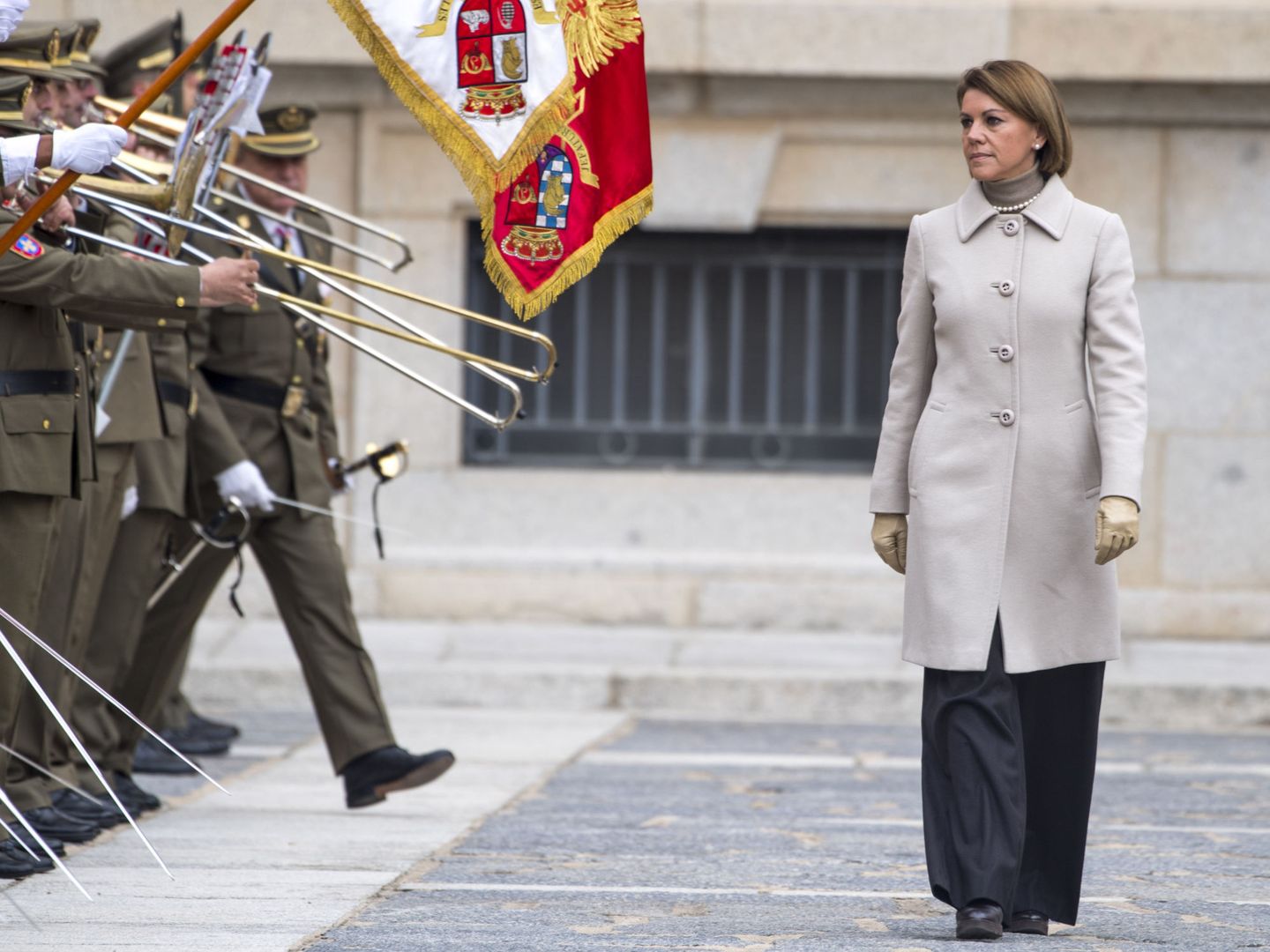 La ministra de Defensa, María Dolores de Cospedal, en la Academia de Infantería de Toledo. (EFE)
